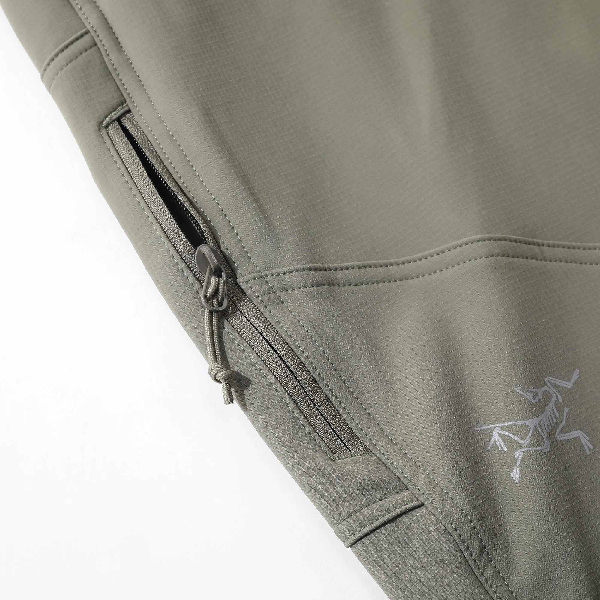 —Cronin Cotton ｜ ， Versatile ！ ，T-shirt 。 ， Breathable ， 。 ： ， ， Wear-Resistant ， ， ， ： ，Black，Khaki Size：M-3XL M 69 97 100 35.5 L 73 101 102 36.5 XL 77 105 104 37.5 2xl 81 109 106 38.5 3xl 85 113 108 39.5
